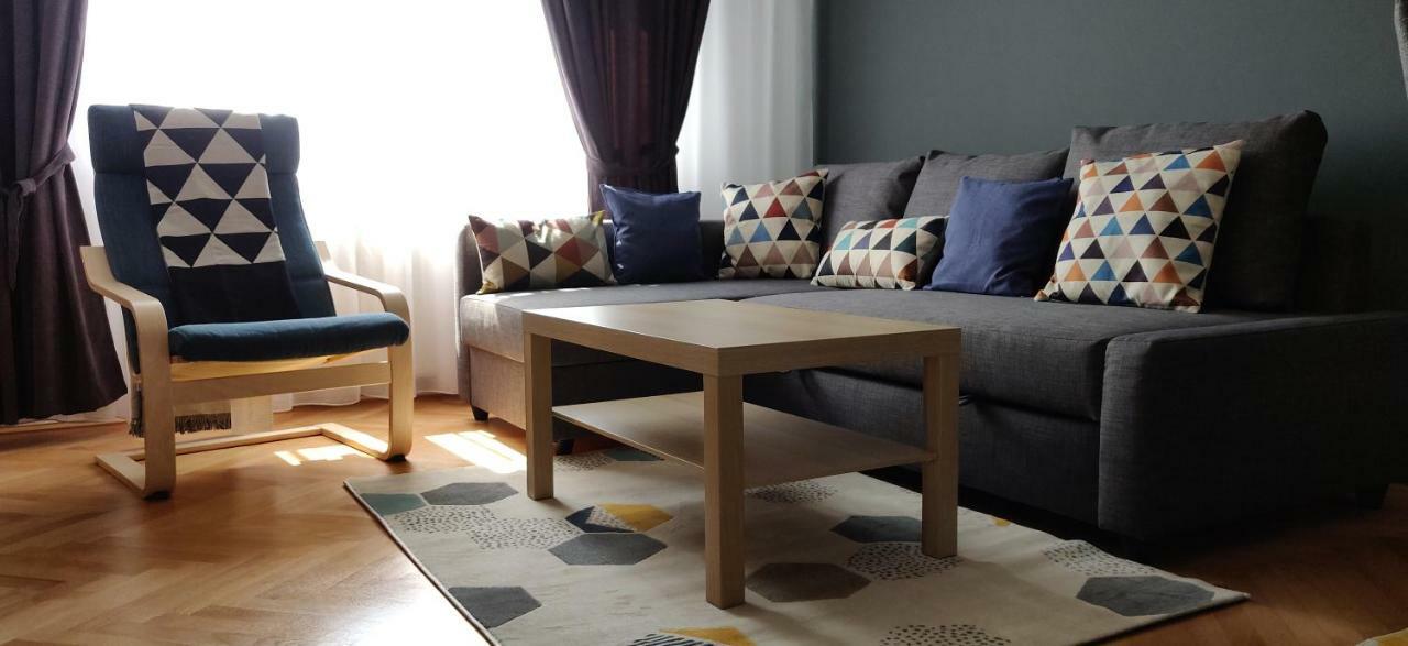 Modern And Cozy Apartment Piteşti Extérieur photo